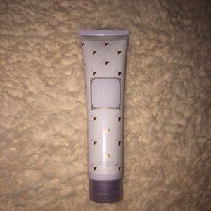 Ariana grande body lotion
